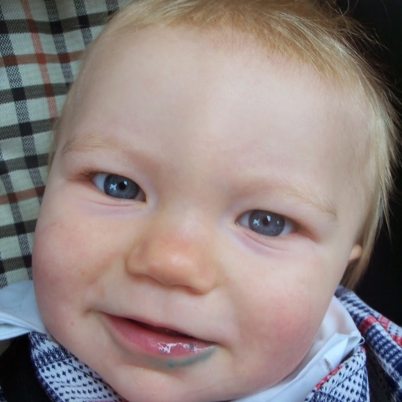 Meet your Posher, Lee - Picture 1 of 1